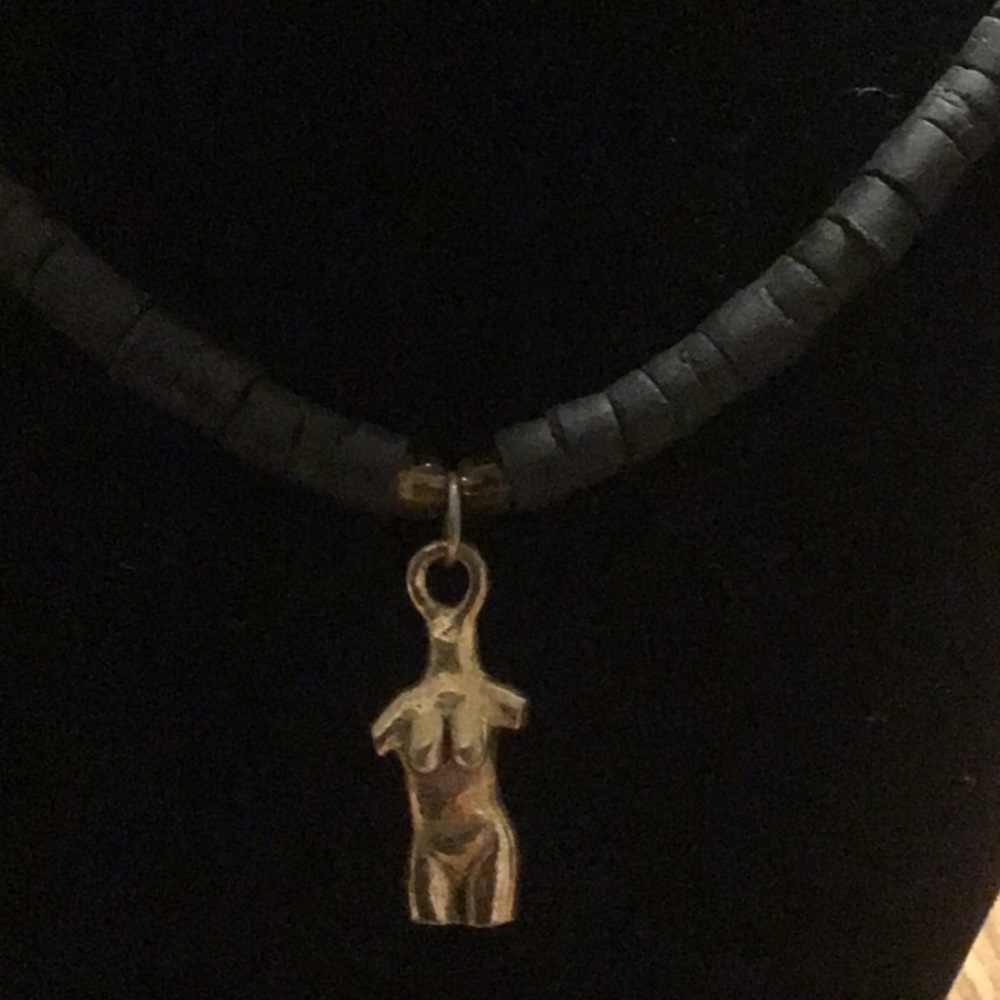 Necklace - Picture 4 of 4
